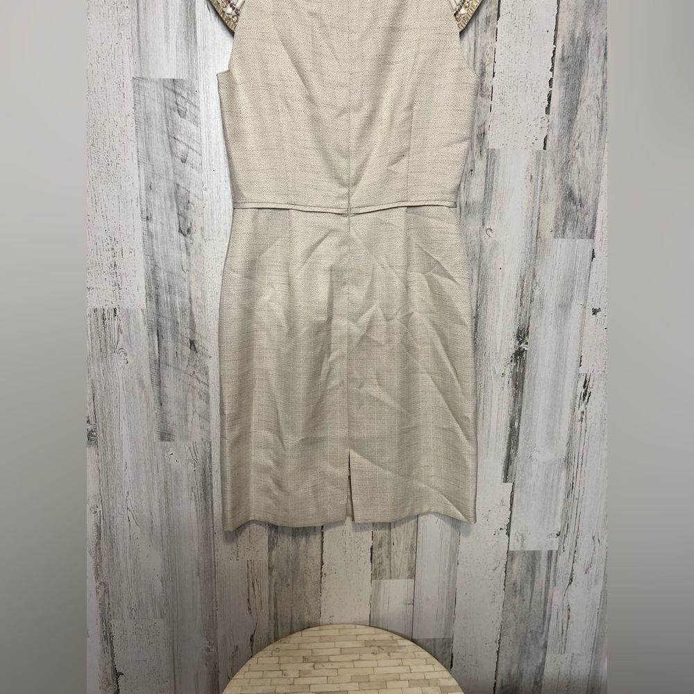 Dress   - Picture 6 of 10